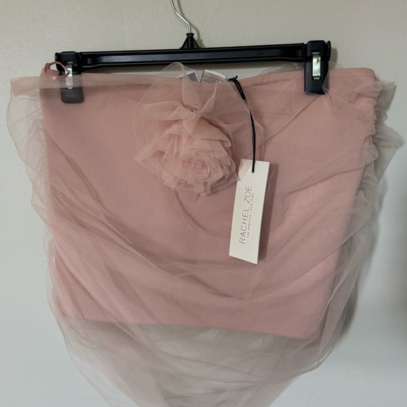 Cute blush pink tube top with tool rose - Picture 1 of 2